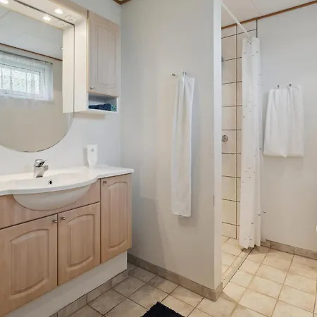 Two-bedroom In Sydals *